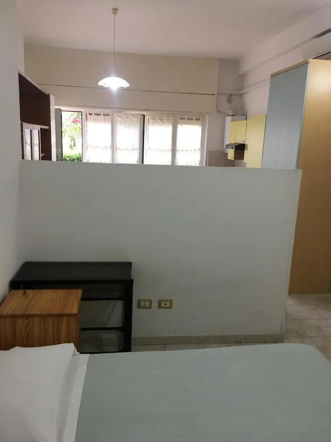 Apartament Monolocale Via Nervia Ventimiglia 0*,  Włochy