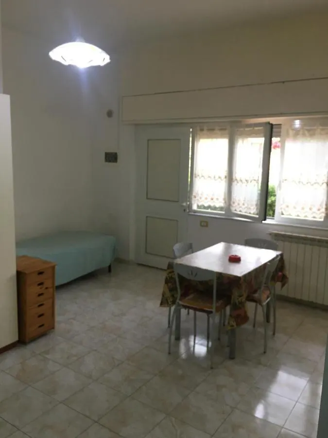 Apartament Monolocale Via Nervia Ventimiglia